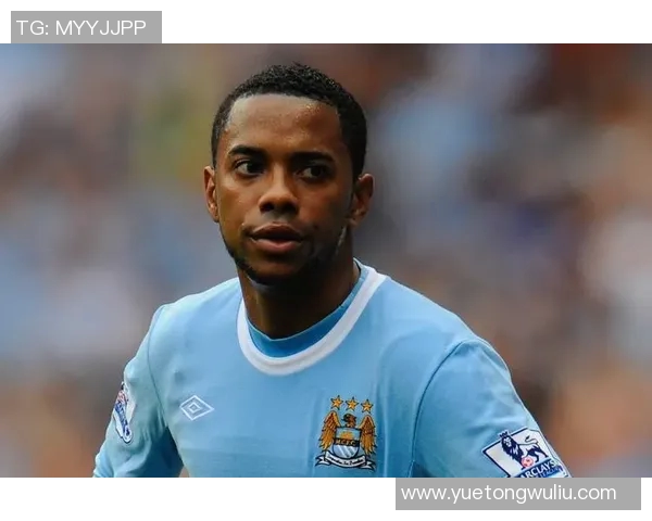 足球明星罗比尼奥畅谈职业生涯与未来展望的独家访谈