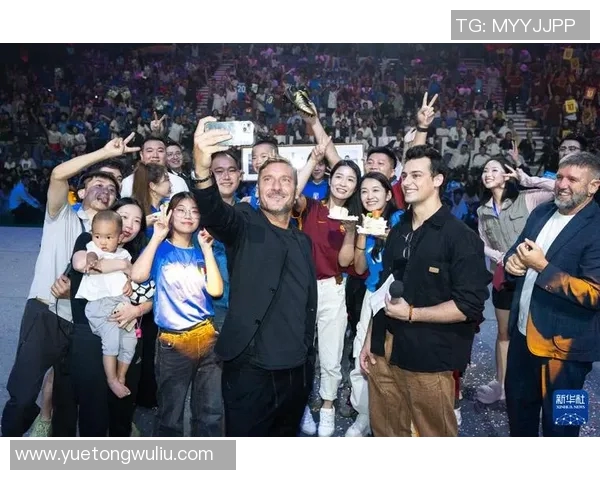 当今足球界的璀璨明星们如何影响全球球迷的热情与追随